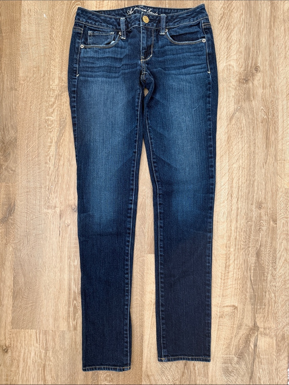 American Eagle Women’s Dark Blue Skinny Jeans